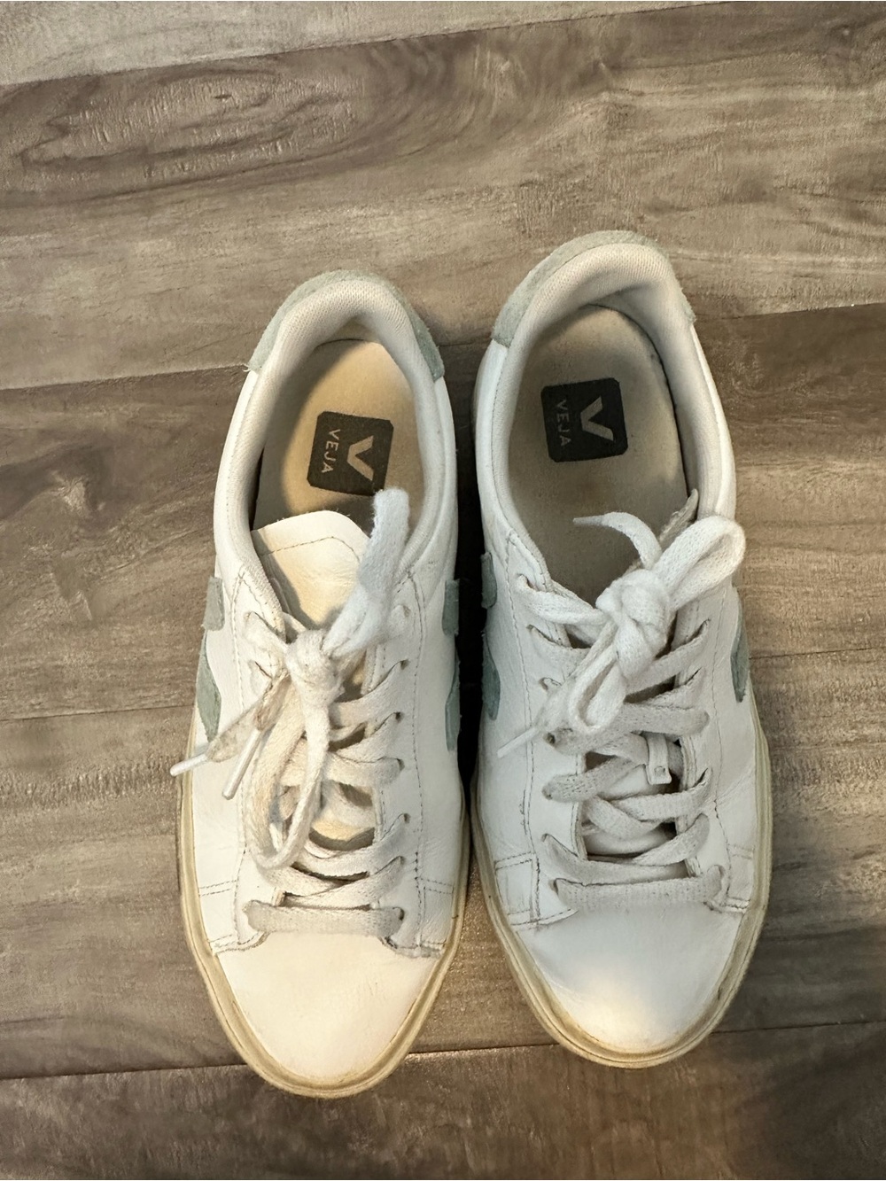 Veja White Leather Sneakers with Green V Detail